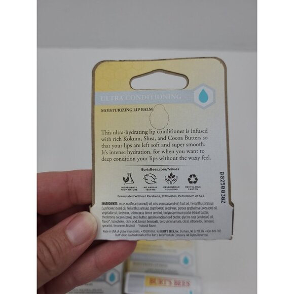 Burt's Bees Beeswax Lip Balm Ultra Conditioning Moisturizing Lot of 8 - Picture 3 of 3